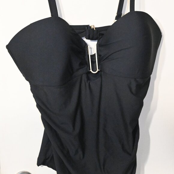NWT Time and Tru Swimsuit Top - Picture 1 of 7